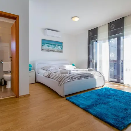Apartment Royal Dujak *