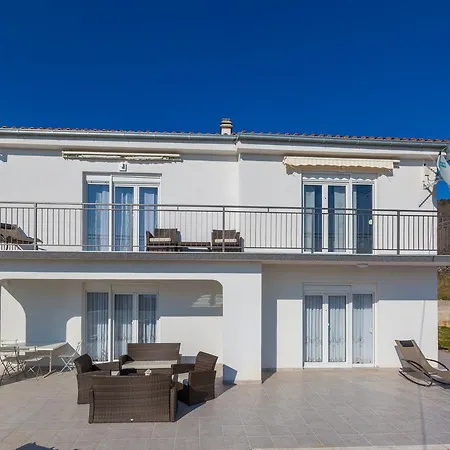 Royal Dujak Apartment Selce