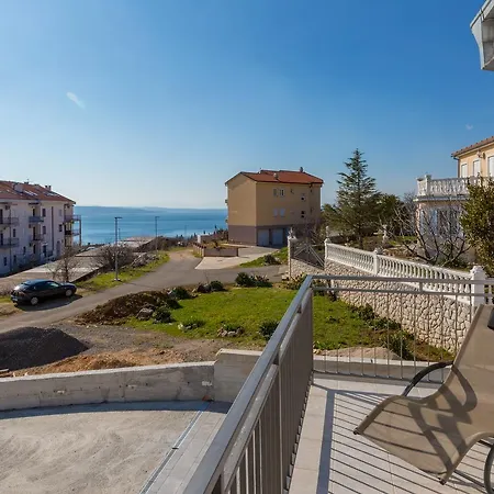 Royal Dujak Apartment Selce